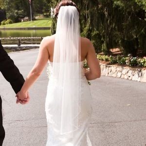 Beaded fingertip wedding veil in ivory